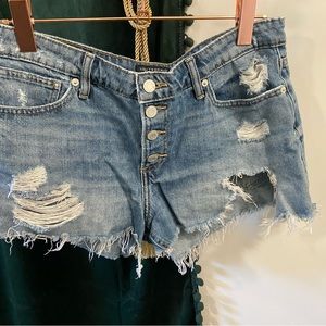 Lucky Brand size 10 denim shorts, only worn once. No longer fit.